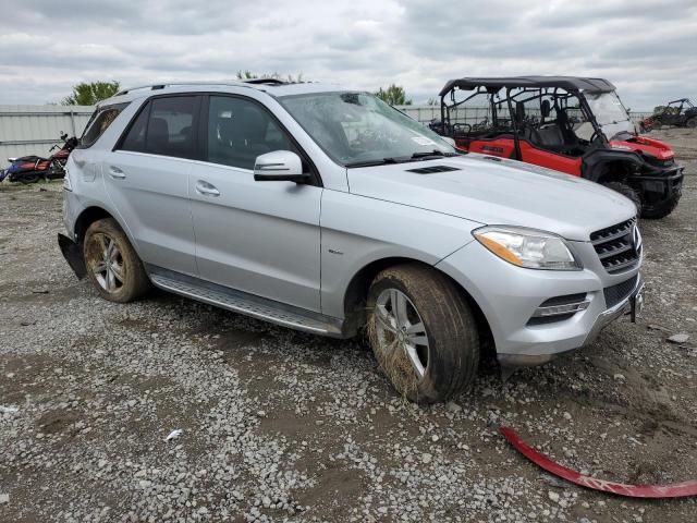 4JGDA5HB5CA015850 - 2012 MERCEDES-BENZ ML 350 4MATIC SILVER photo 4