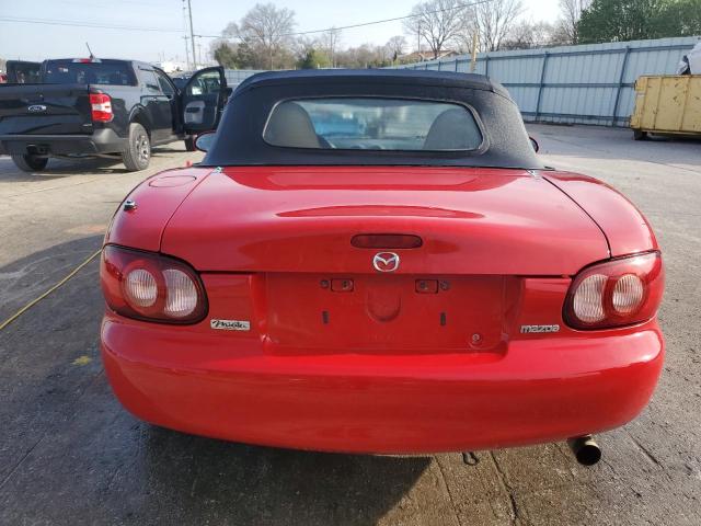 JM1NB353120226300 - 2002 MAZDA MX-5 MIATA BASE RED photo 6