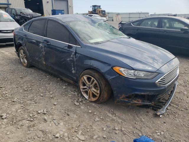 3FA6P0H72JR135026 - 2018 FORD FUSION SE BLUE photo 4