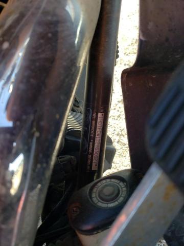 1HD1FCW122Y630027 - 2002 HARLEY-DAVIDSON FLHTCUI 双色 照片 10