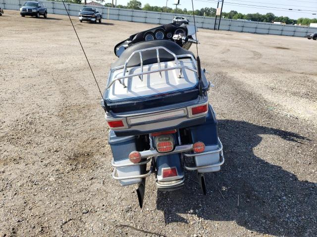 1HD1FCW122Y630027 - 2002 HARLEY-DAVIDSON FLHTCUI 双色 照片 4