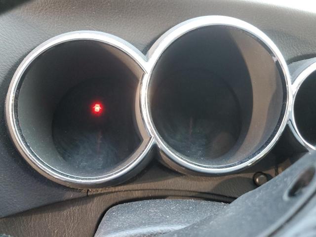 2T1KR32E08C687846 - 2008 TOYOTA COROLLA MA XR SILVER photo 9