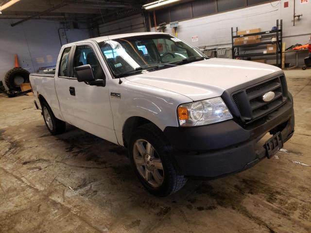 1FTRX12W48FB01349 - 2008 FORD F-150 WHITE photo 4