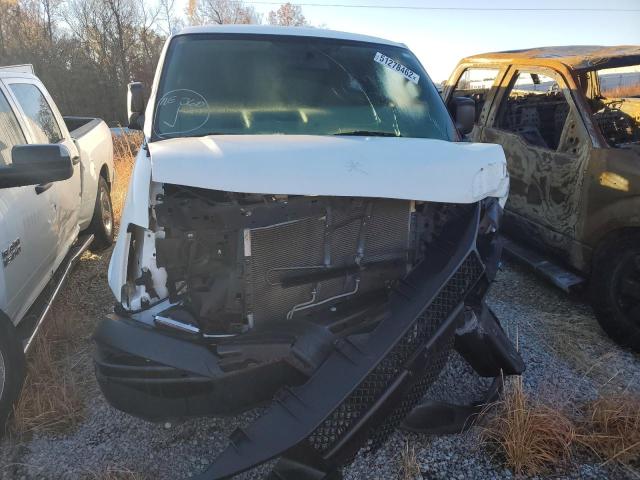 1GCWGAFF2H1332227 - 2017 CHEVROLET EXPRESS G2 WHITE photo 9