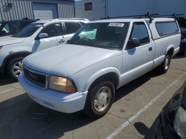 1GTCS14W028209979 - 2002 GMC SONOMA WHITE photo 1