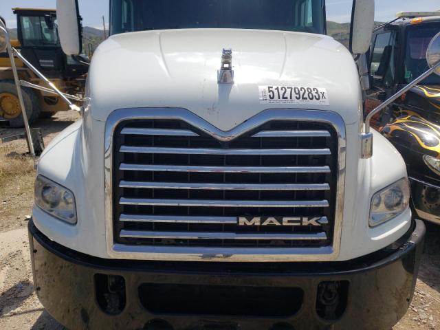 1M1AW22Y5GM056682 - 2016 MACK 600 CXU600 WHITE photo 7