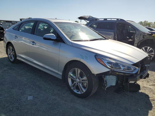 5NPE34AF6KH808155 - 2019 HYUNDAI SONATA LIMITED SILVER photo 4