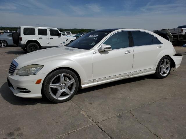 2010 MERCEDES-BENZ S 550, 