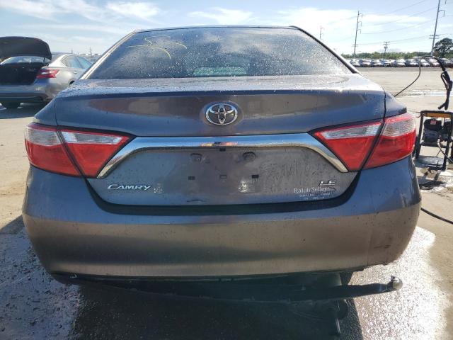 4T4BF1FK8FR493242 - 2015 TOYOTA CAMRY LE GRAY photo 6