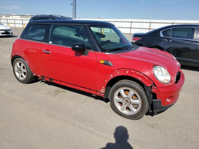 WMWMF33588TT61718 - 2008 MINI COOPER RED photo 4