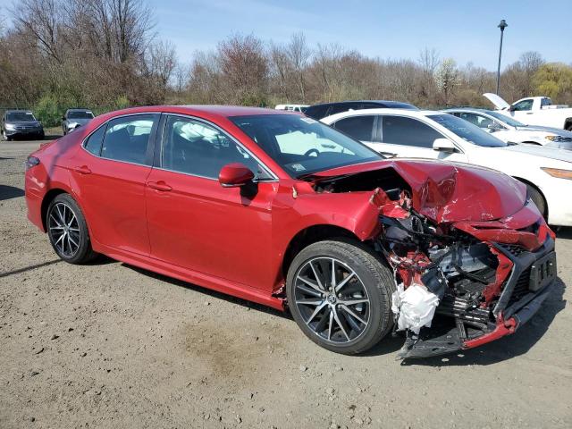4T1G11AK0PU176739 - 2023 TOYOTA CAMRY SE NIGHT SHADE RED photo 4