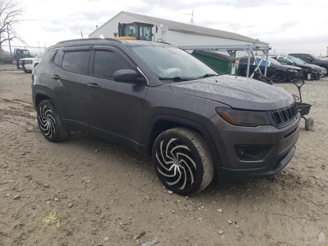 3C4NJDBBXJT200980 - 2018 JEEP COMPASS LATITUDE GRAY photo 4