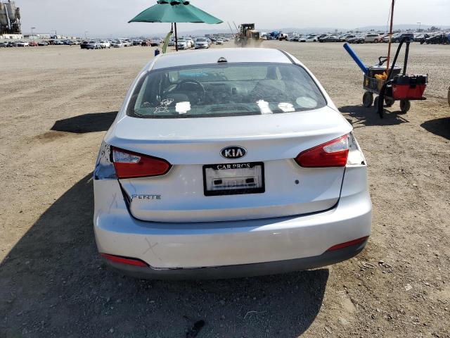 KNAFK4A66E5113487 - 2014 KIA FORTE LX SILVER photo 6