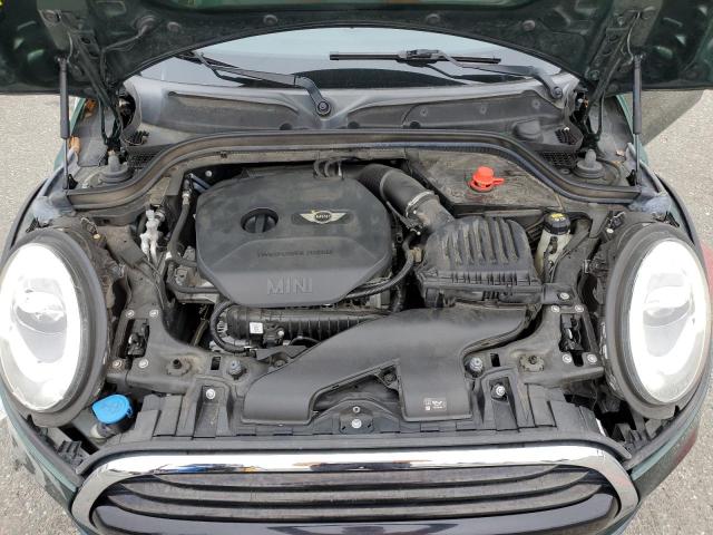 WMWXP5C53J2G63745 - 2018 MINI COOPER GREEN photo 11
