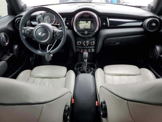 WMWXP5C53J2G63745 - 2018 MINI COOPER GREEN photo 8