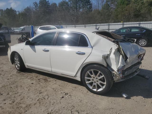 1G1ZK577684242998 - 2008 CHEVROLET MALIBU LTZ WHITE photo 2