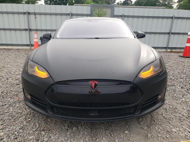 5YJSA1H17EFP53820 - 2014 TESLA MODEL S შავი ფოტო 5