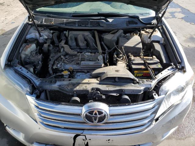 4T1BK3DB3CU446278 - 2012 TOYOTA AVALON BASE SILVER photo 11