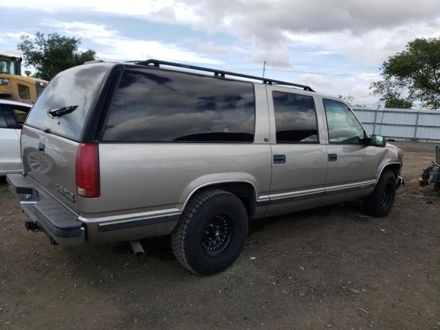 3GNEC16R9XG216015 - 1999 CHEVROLET SUBURBAN C1500 GRAY photo 3