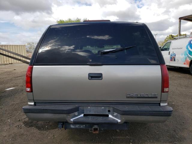 3GNEC16R9XG216015 - 1999 CHEVROLET SUBURBAN C1500 GRAY photo 6