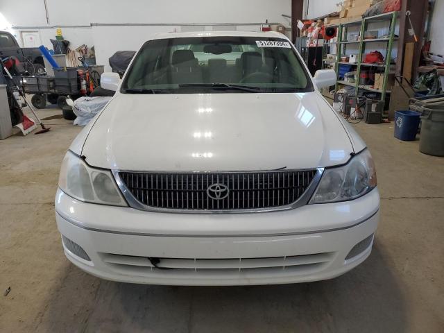 4T1BF28B22U219056 - 2002 TOYOTA AVALON XL WHITE photo 5