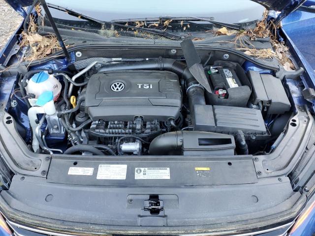 1VWDT7A31HC057163 - 2017 VOLKSWAGEN PASSAT R-LINE Blau Foto 11