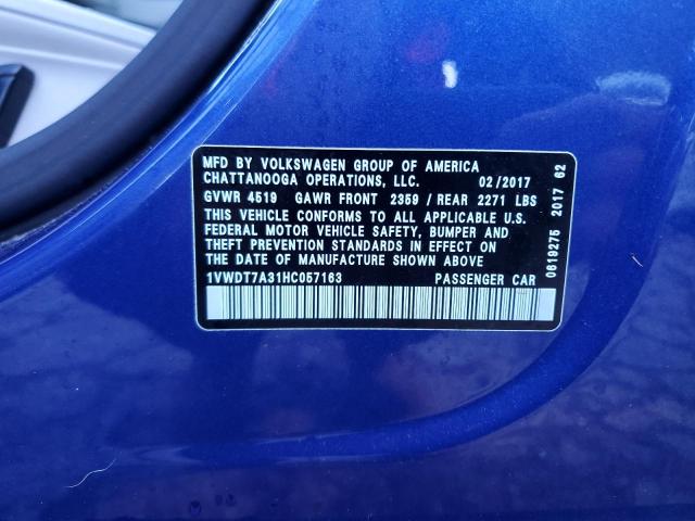1VWDT7A31HC057163 - 2017 VOLKSWAGEN PASSAT R-LINE Blau Foto 12