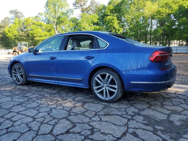 1VWDT7A31HC057163 - 2017 VOLKSWAGEN PASSAT R-LINE Blau Foto 2