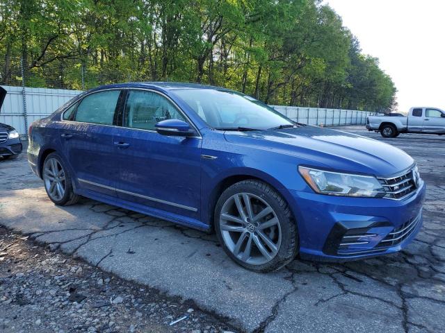 1VWDT7A31HC057163 - 2017 VOLKSWAGEN PASSAT R-LINE Blau Foto 4