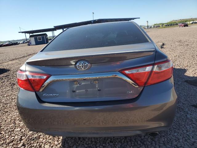 4T1BF1FK5HU306245 - 2017 TOYOTA CAMRY LE GRAY photo 6