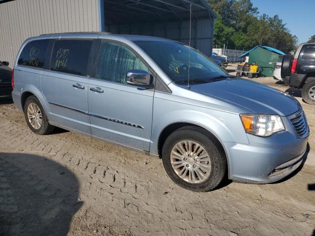 2C4RC1CGXDR802466 - 2013 CHRYSLER TOWN & COU TOURING L BLUE photo 4