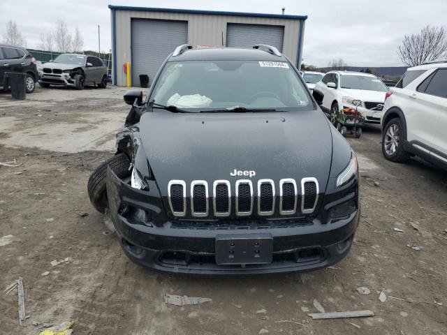 1C4PJMCB3HW666018 - 2017 JEEP CHEROKEE LATITUDE BLACK photo 5