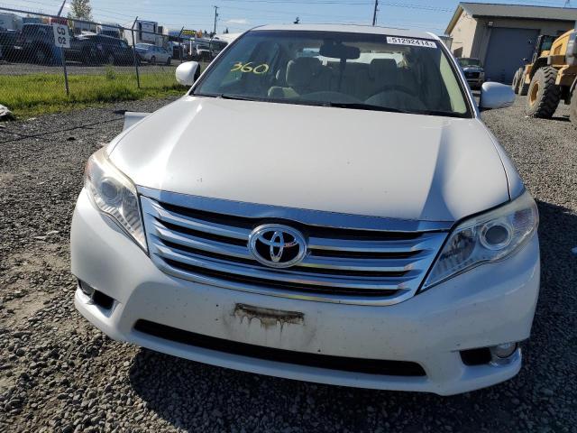 4T1BK3DBXBU428343 - 2011 TOYOTA AVALON BASE 白色 照片 5
