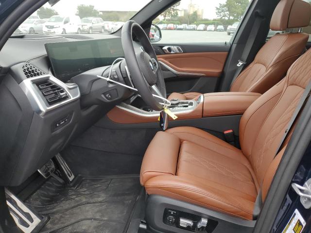5UX43EU06R9T73924 - 2024 BMW X5 XDRIVE50E BLUE photo 7