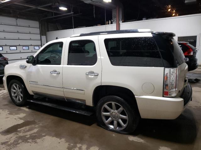 1GKFK03299R198706 - 2009 GMC YUKON DENALI WHITE photo 2