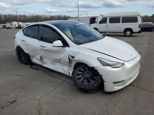 5YJYGDEFXLF037694 - 2020 TESLA MODEL Y 白色 照片 4