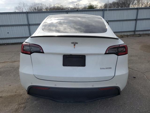 5YJYGDEFXLF037694 - 2020 TESLA MODEL Y 白色 照片 6