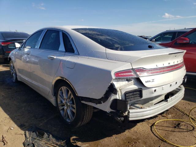 3LN6L2G94FR626530 - 2015 LINCOLN MKZ WHITE photo 2