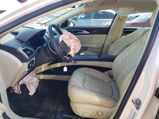 3LN6L2G94FR626530 - 2015 LINCOLN MKZ WHITE photo 7