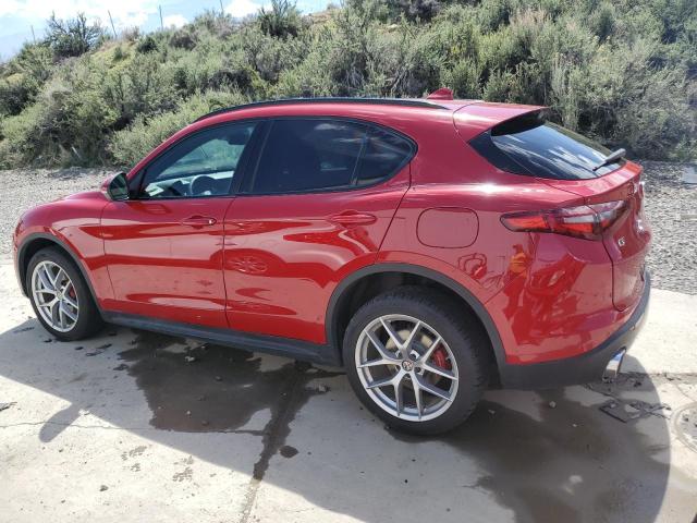 ZASFAKNN6J7B72931 - 2018 ALFA ROMEO STELVIO TI SPORT RED photo 2