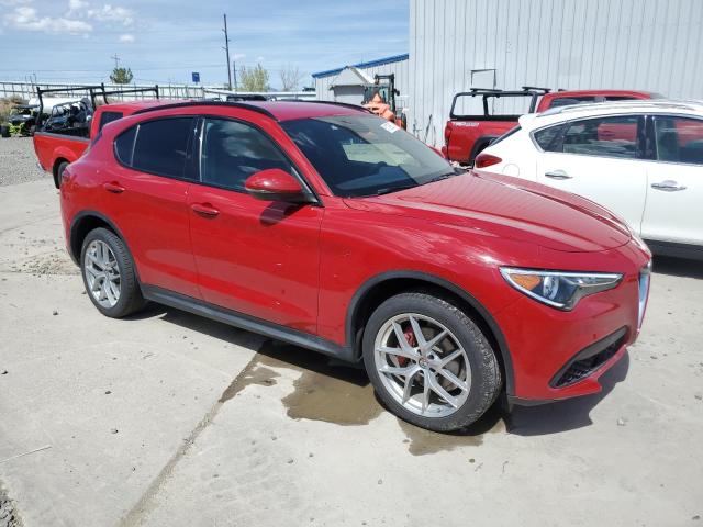 ZASFAKNN6J7B72931 - 2018 ALFA ROMEO STELVIO TI SPORT RED photo 4