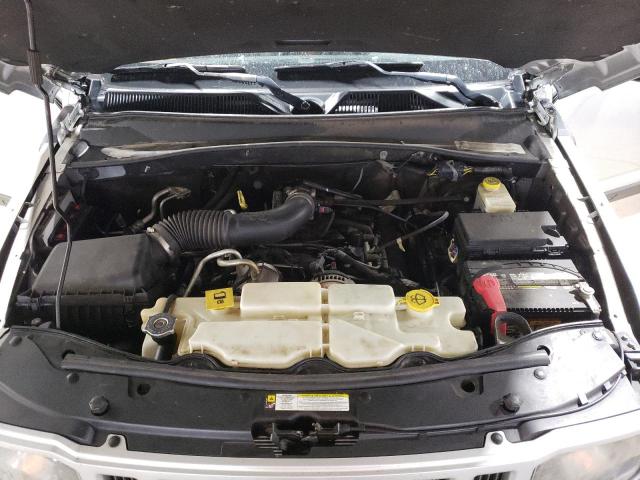 1J4PN3GK1BW542839 - 2011 JEEP LIBERTY RENEGADE SILVER photo 12