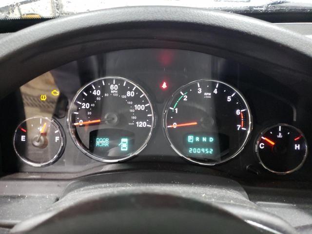 1J4PN3GK1BW542839 - 2011 JEEP LIBERTY RENEGADE SILVER photo 9