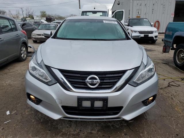 1N4AL3AP5JC227795 - 2018 NISSAN ALTIMA 2.5 SILVER photo 5