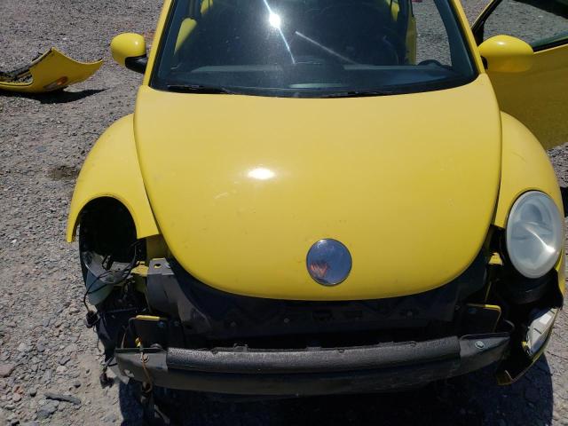 3VWDD21C42M458910 - 2002 VOLKSWAGEN NEW BEETLE GLX 黄色 照片 11