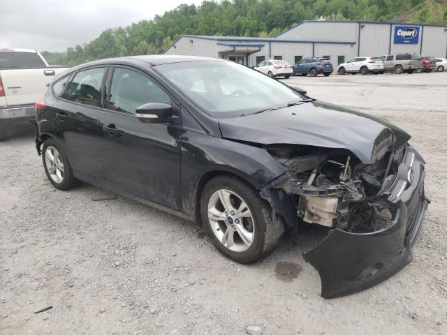 1FADP3K25DL375681 - 2013 FORD FOCUS SE BLACK photo 4