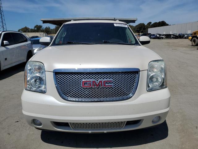 1GKS2MEF3DR157535 - 2013 GMC YUKON XL DENALI WHITE photo 5