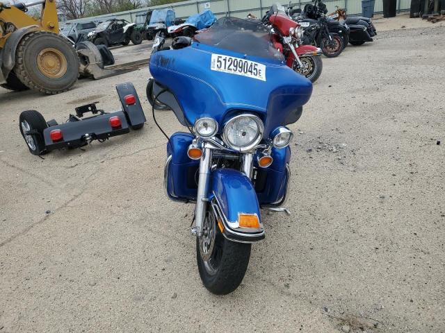 1HD1FC4188Y685612 - 2008 HARLEY-DAVIDSON FLHTCUI Көк фото 2