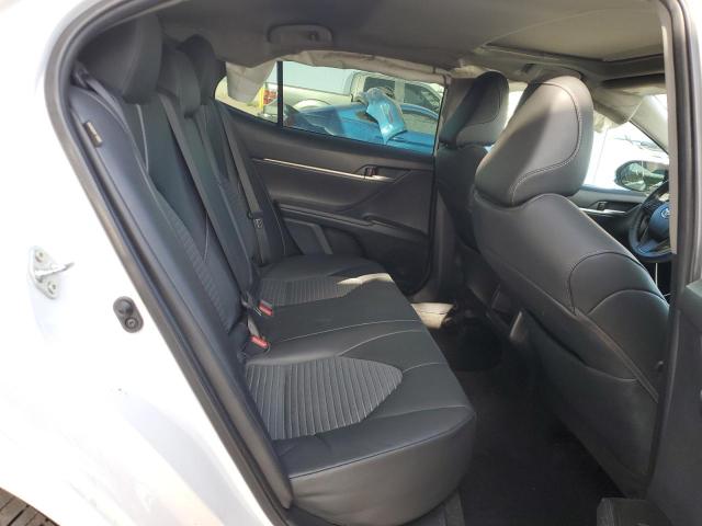 4T1T11AK5PU805412 - 2023 TOYOTA CAMRY SE NIGHT SHADE WHITE photo 10