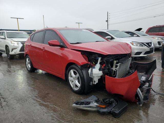 KMHCT5AE4GU265384 - 2016 HYUNDAI ACCENT SE MAROON photo 4